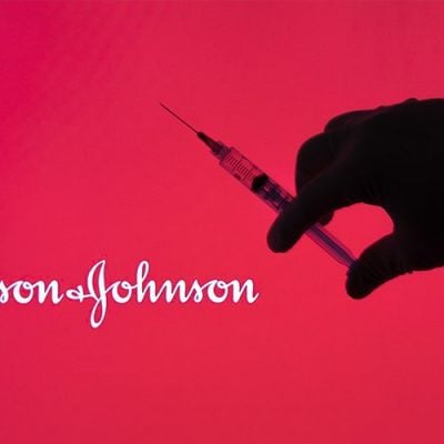 Guitarist Who Lost 8 Fingers After J&J Vaccine Tells RFK, Jr.: People Have to Be Held Accountable