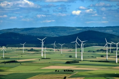 Net Zero Barely Cutting Emissions, Government Figures Show