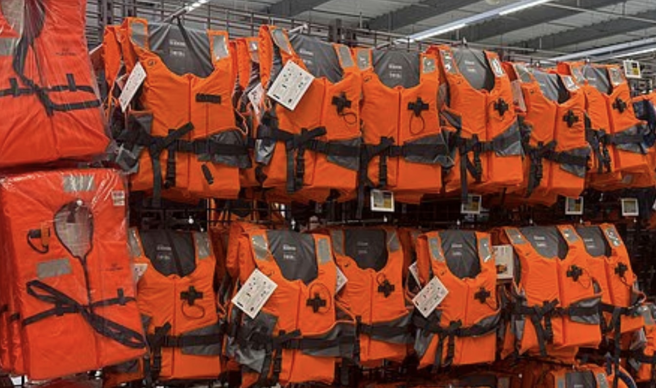 Powering the small boat crisis: The sportswear stores on northern French coast raking in fortune from selling lifejackets to the thousands of migrants headed for UK